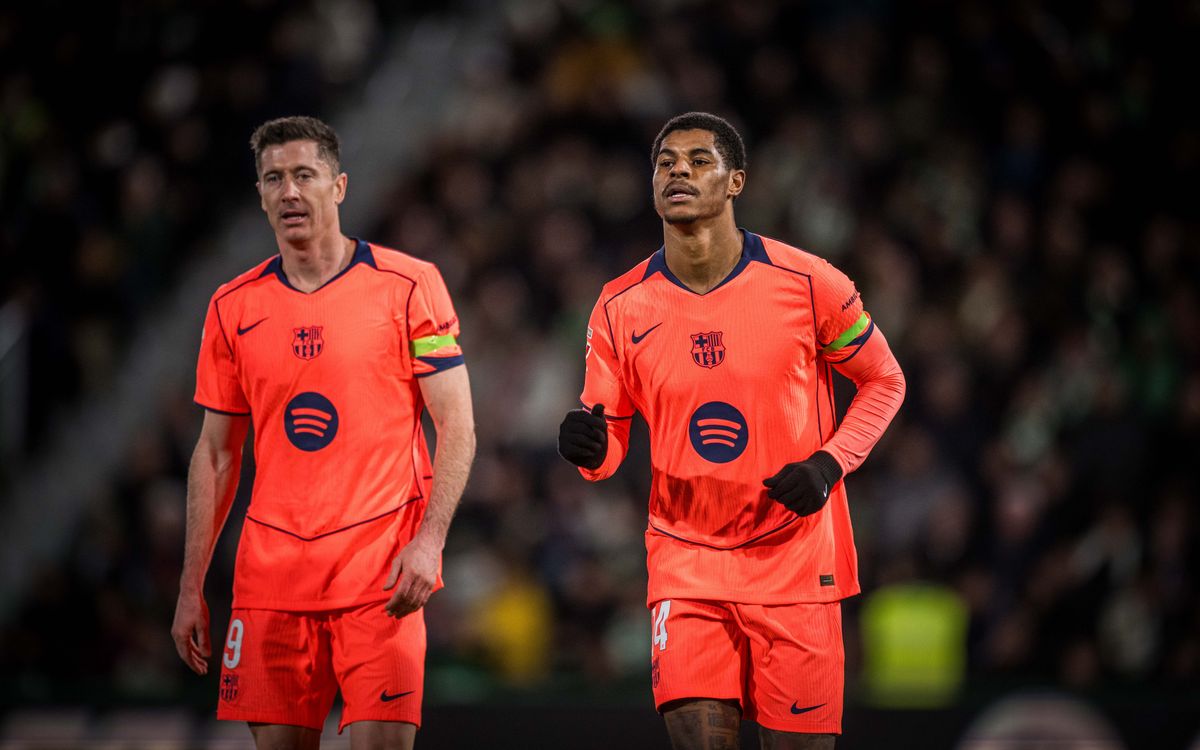 Marcus Rashford ấn định tỷ số 1-3