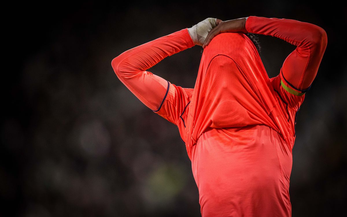 Barça foiled by the frame 25 times