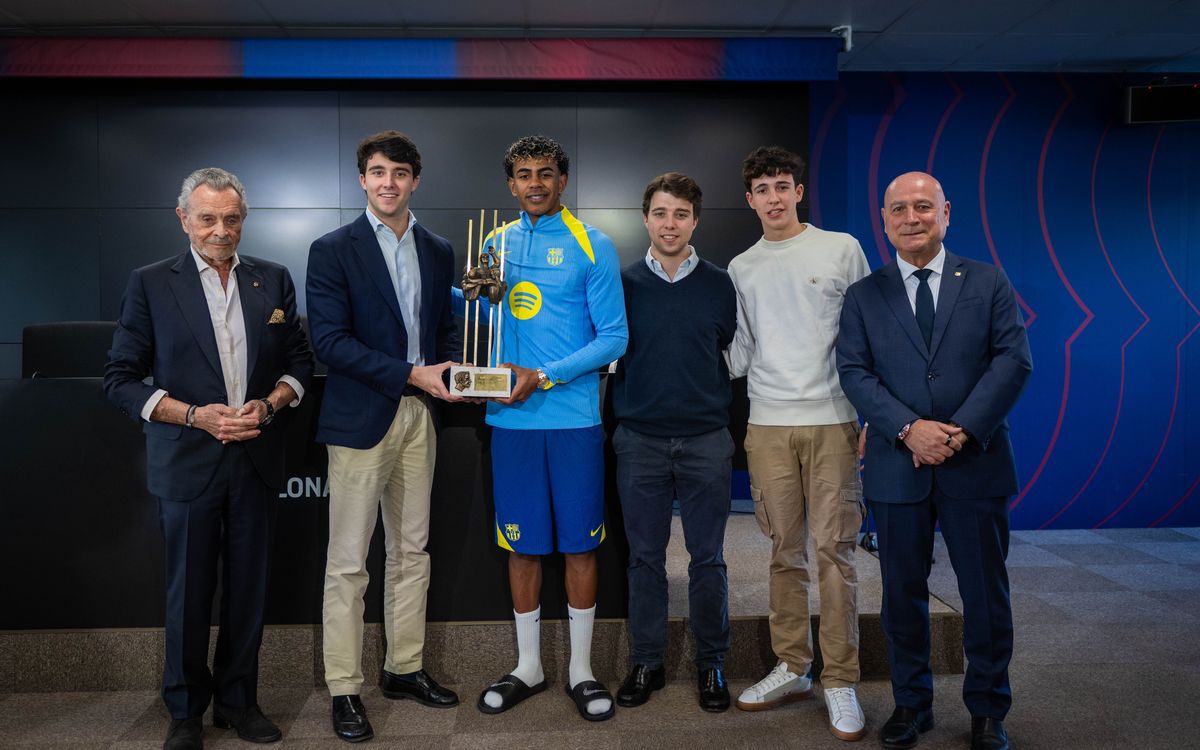 Lamine Yamal receives Aldo Rovira award for the 2024/25 season