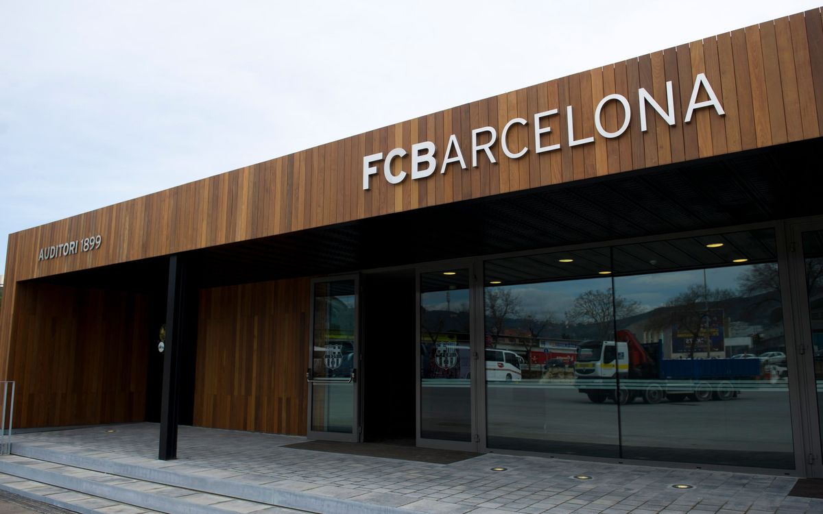 Lliurament de signatures dels precandidats