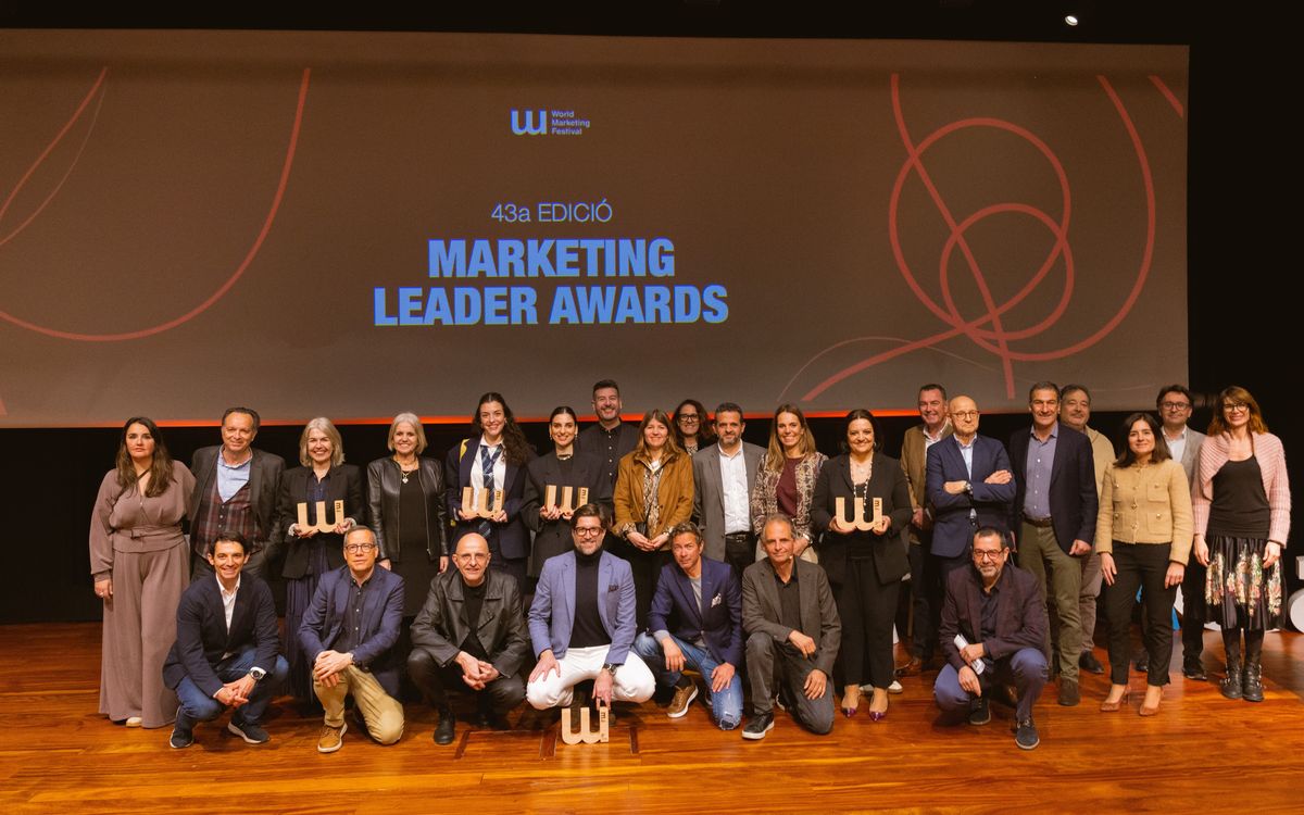 El FC Barcelona recibe el galardón Barcelona de los Marketing Leaders Awards por la estrategia de marca del Club reflejada en La Masia