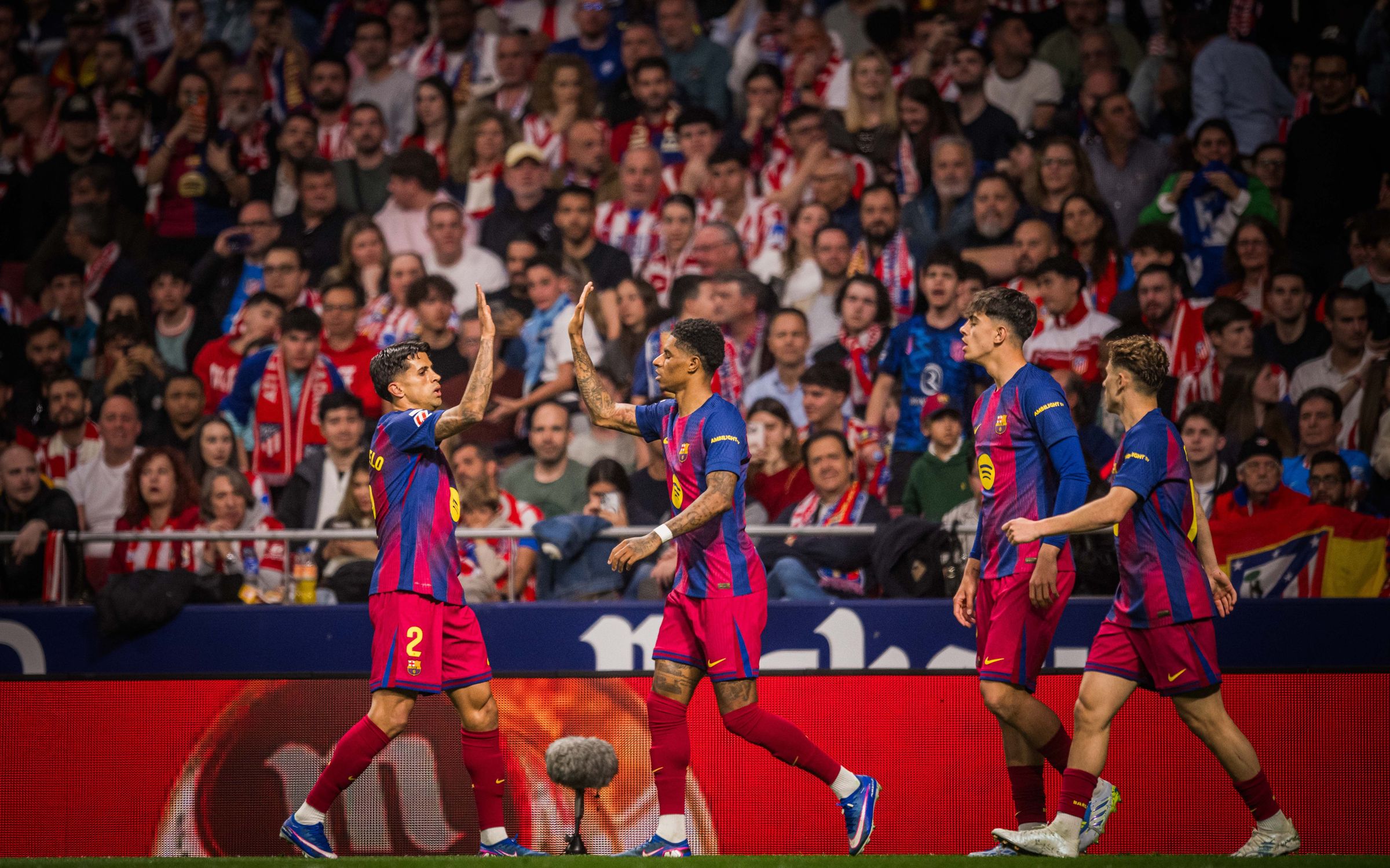 Atletico Madrid 1-2 Barcelona: Lewandowski Late Winner Sends Barca Seven Points Clear — But Araujo and Bernal Injury Scares Cast Shadow
