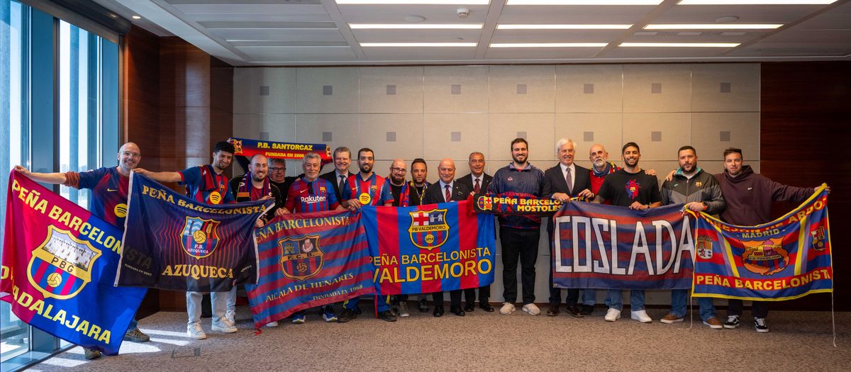 Recepció de Rafael Yuste a penyistes de Madrid abans del partit contra l’Atlètic