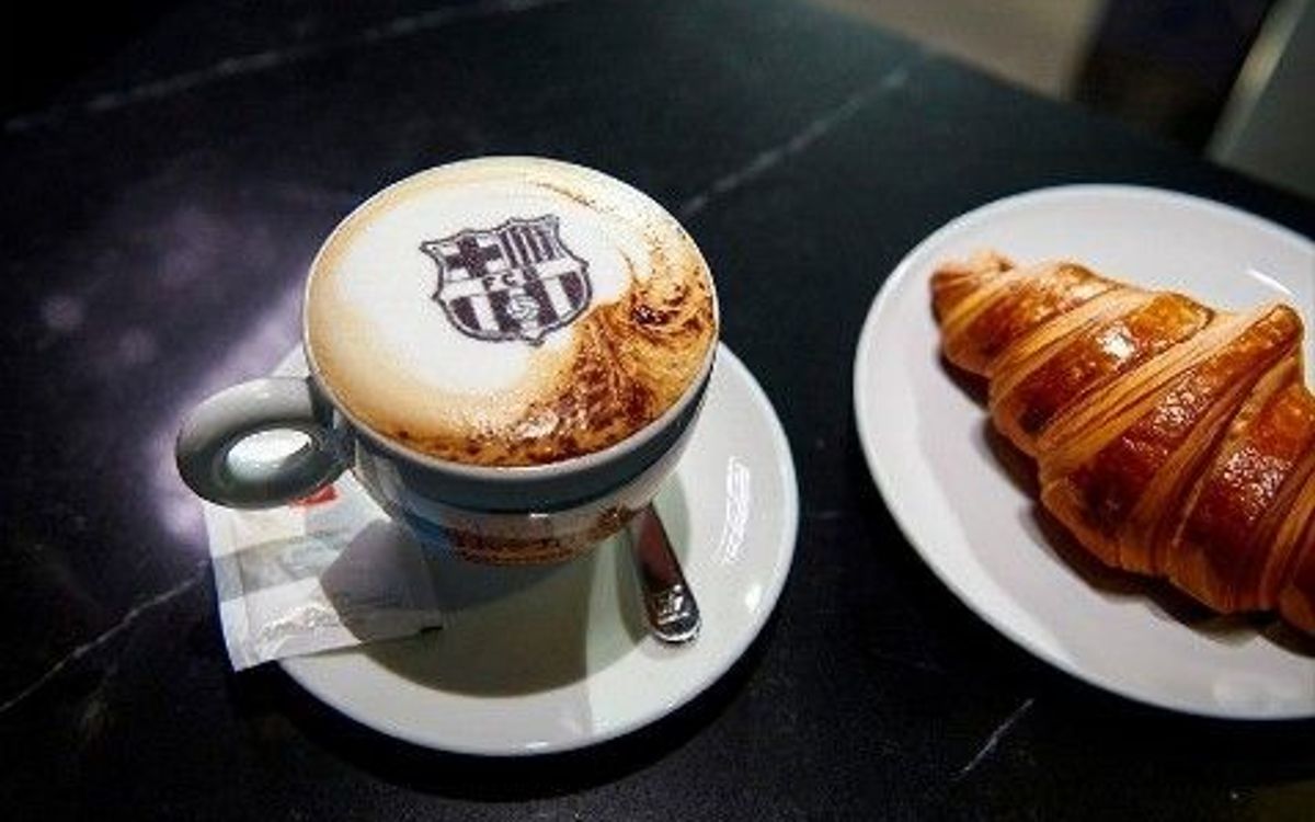barca-cafe-mediodia-desayuno