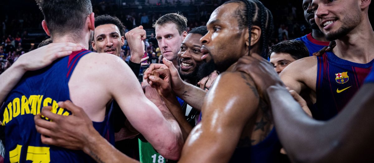 Barça – Dreamland Gran Canaria: Mirant cap amunt