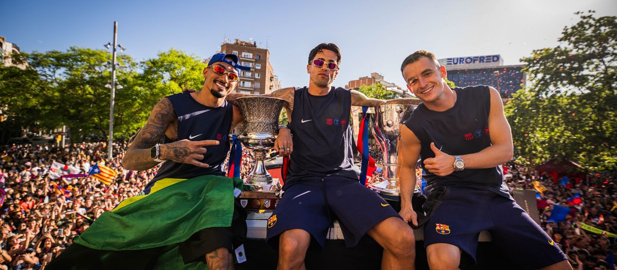 COULISSES | La parade des champions