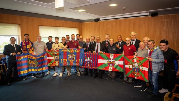 Special members discount on the official 120th anniversary Barça book