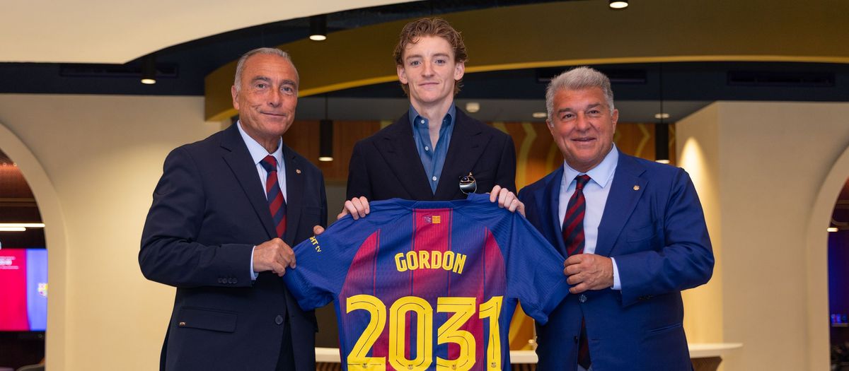 Anthony Gordon, nou jugador del FC Barcelona