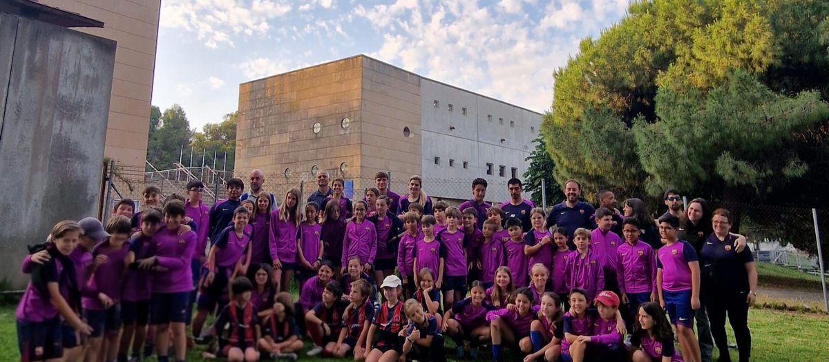 L'escola del Hockey Herba viu una experiència inoblidable a Getxo