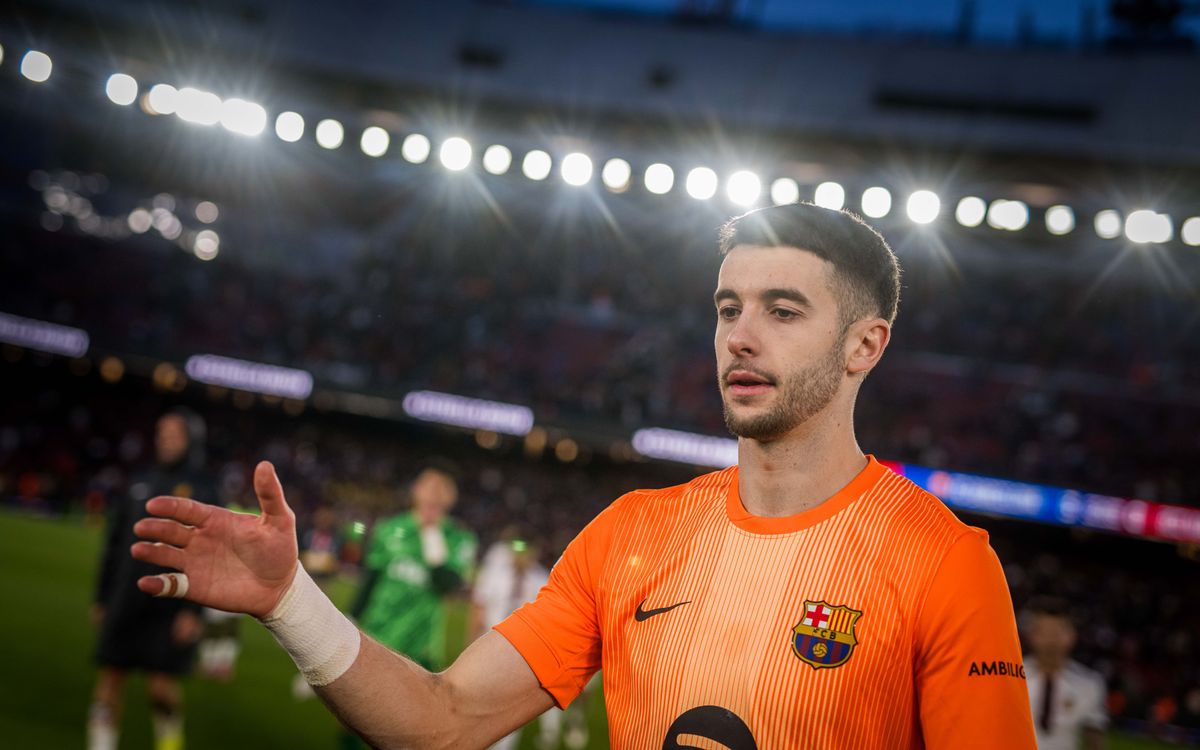 La parada de Joan Garcia ante el Espanyol, la mejor de la Liga