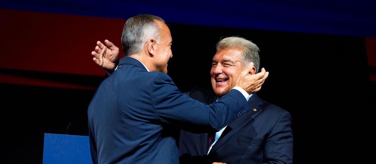 Joan Laporta pren possessió de la presidència del FC Barcelona