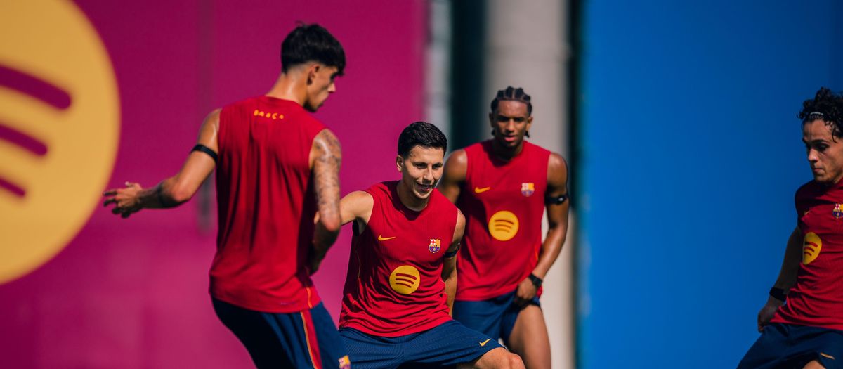 El Barça completa el primer entrenamiento de la pretemporada 2026/27