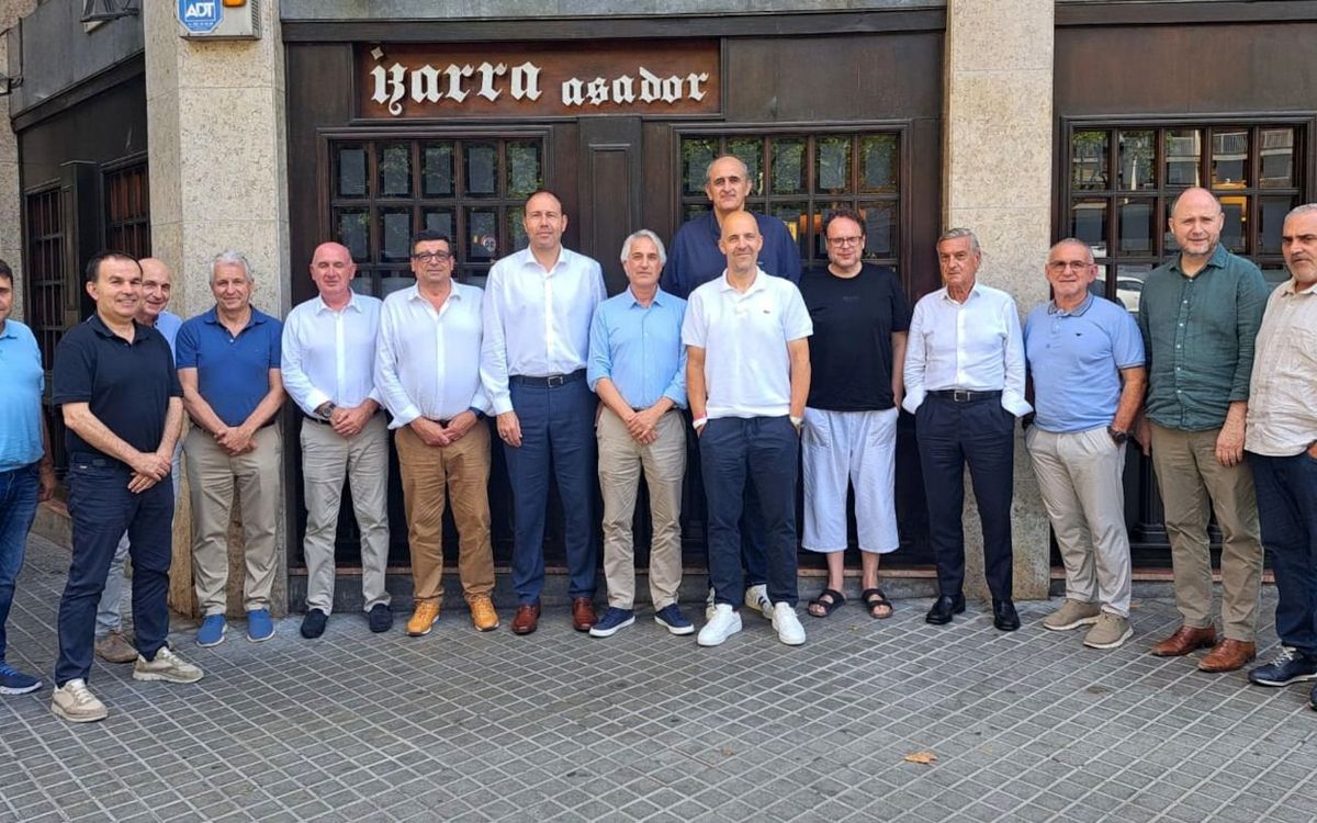 El directivo responsable del Barça de Baloncesto, Sisco Pujol, presente en el encuentro de directivos para definir las Lligues Catalanes