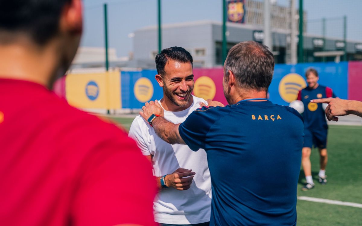 Entrenament amb visita d'Eric Garcia
