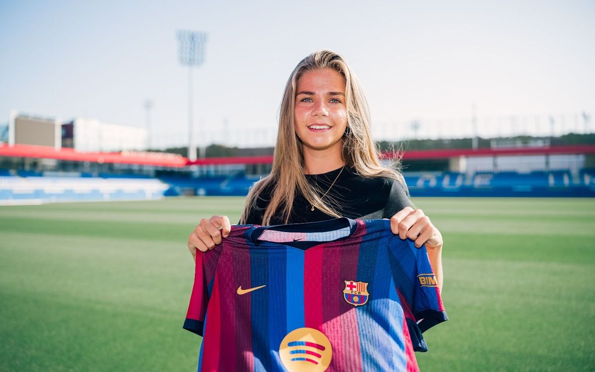 Josephine Lamp joins Barça B