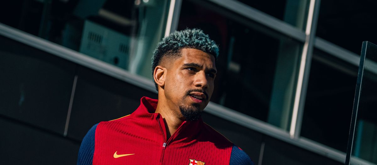 Ronald Araujo loaned to Liverpool FC