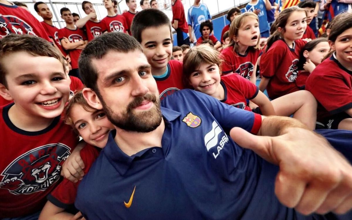 Moerman visita al Bàsquet Ateneu Montserrat