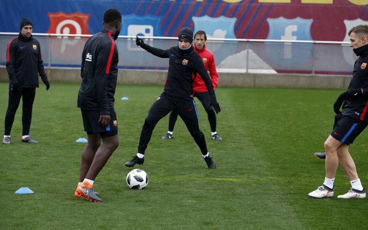 Recovery session in the rain with the cup around the corner