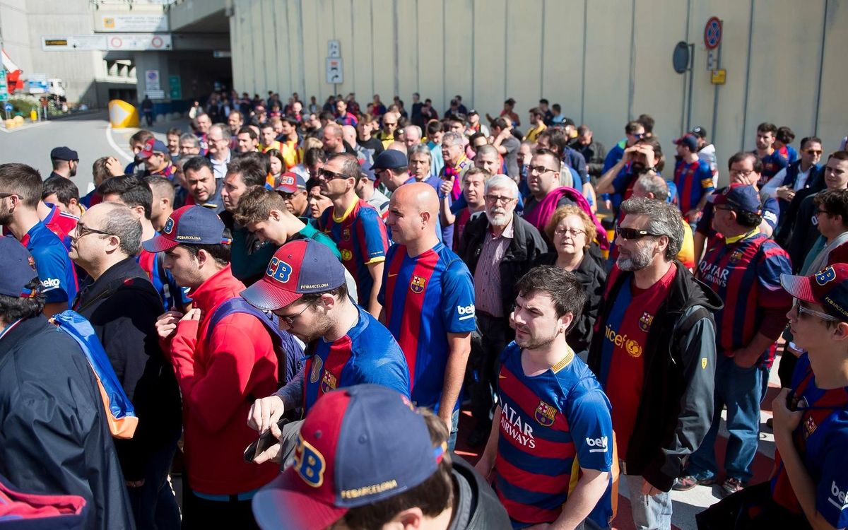 FCBDesplaçaments ya ha llenado dos aviones para ir a Londres