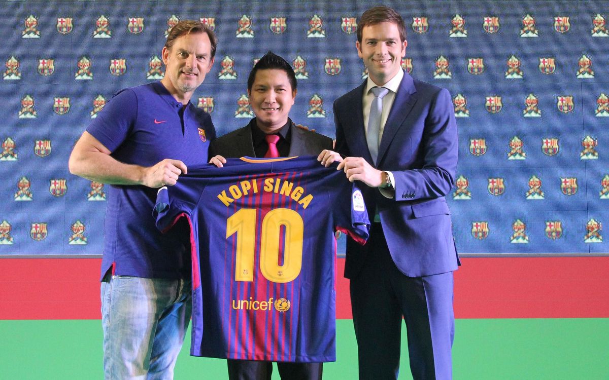 Ronald De Boer present at Kopi Singa event in Indonesia