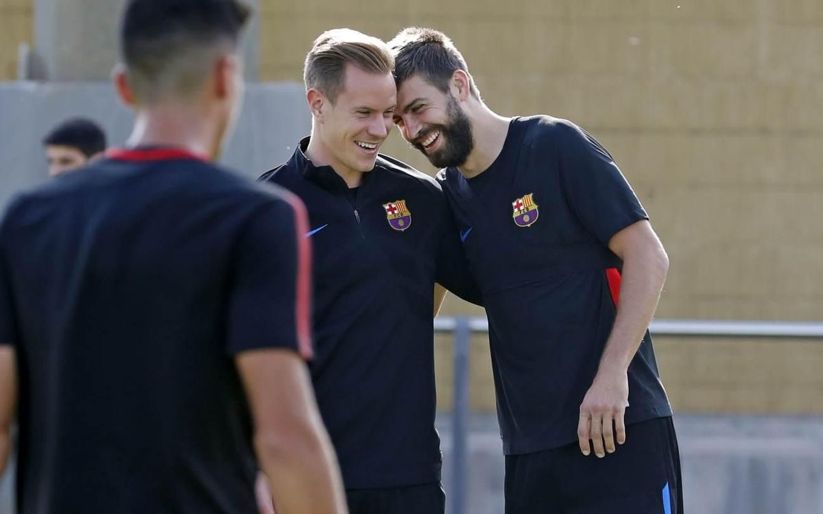 Piqué y Ter Stegen se incorporan a los entrenamientos