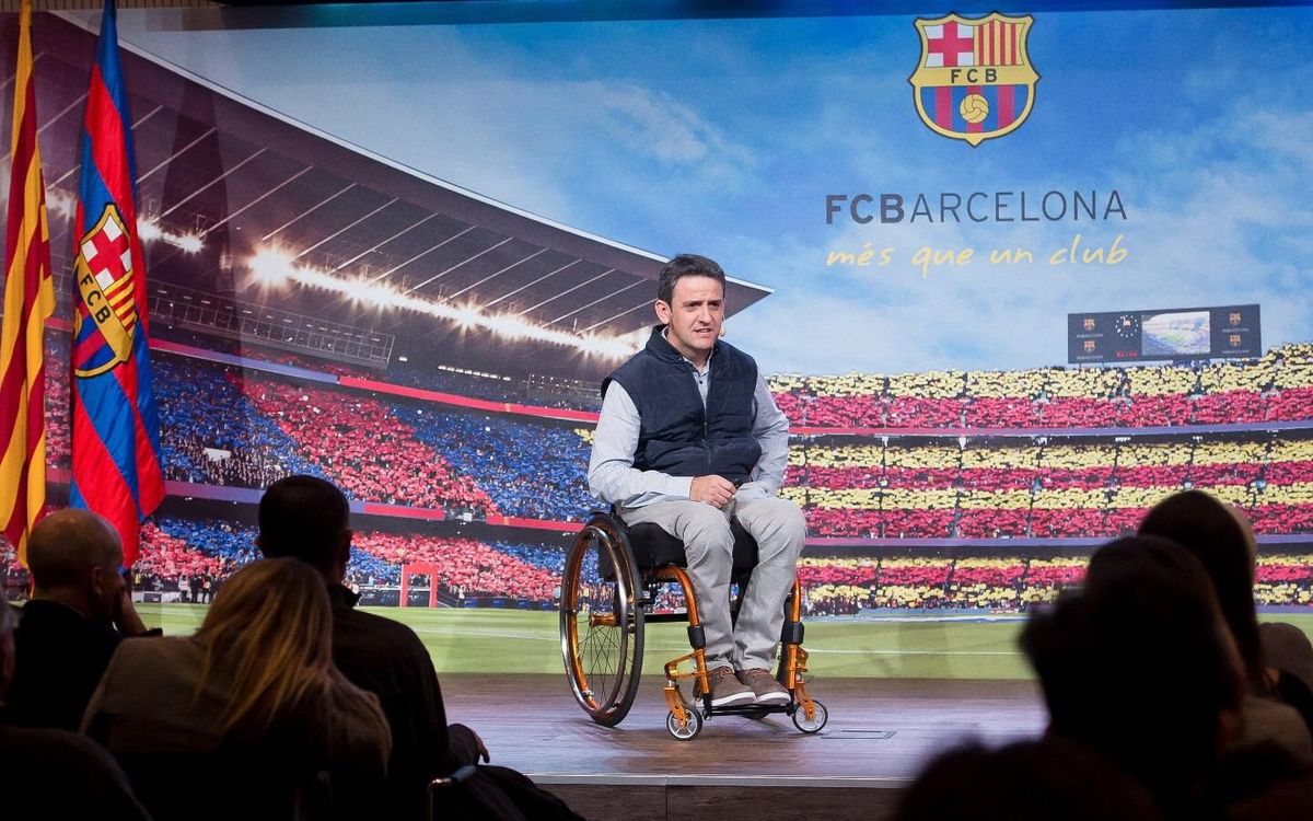 El programa Masía Solidaria, presentado a las familias de los jugadores y jugadoras