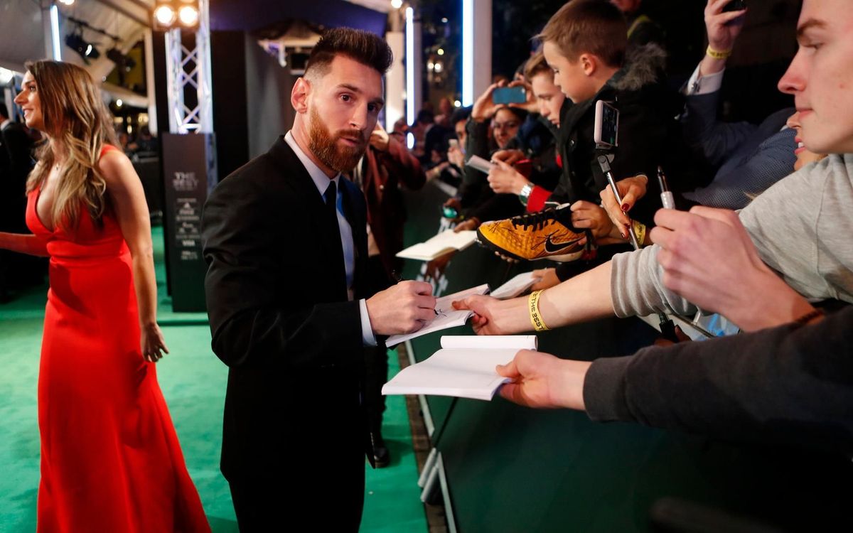 Les imatges de Messi i Iniesta que no has vist de la gala dels ‘The Best’ de la FIFA