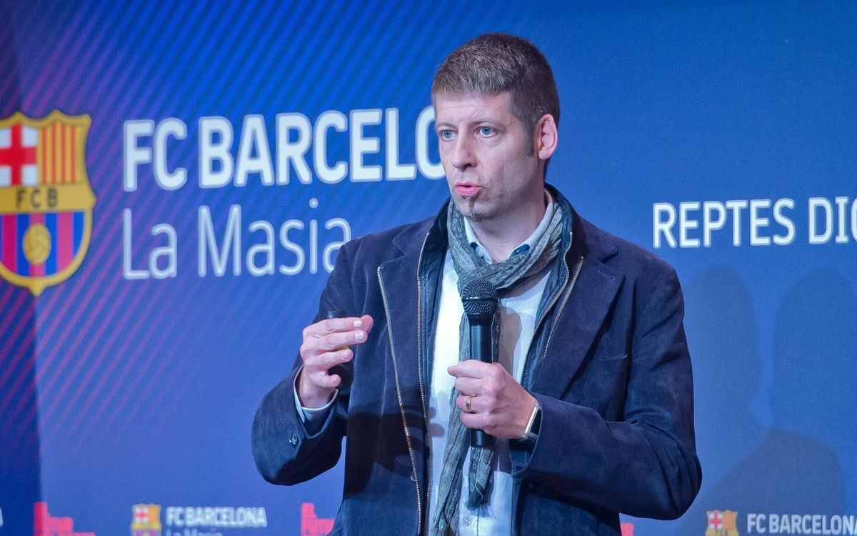 Conferencia sobre el buen uso de las redes sociales