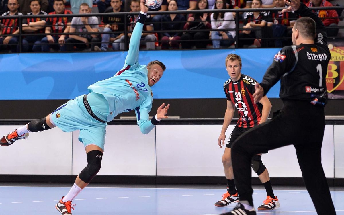 HC Vardar - FC Barcelona Lassa: El muro macedonio frena al Barça (27-24)
