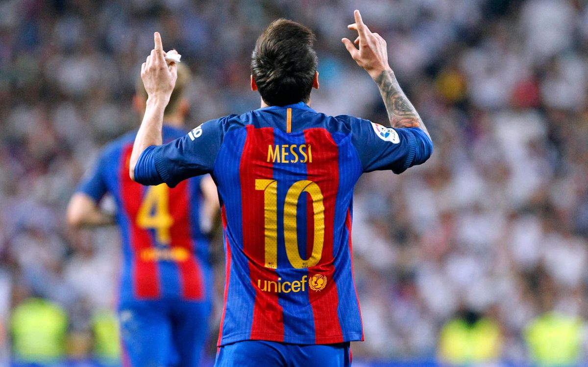 La Masia players congratulate Leo Messi