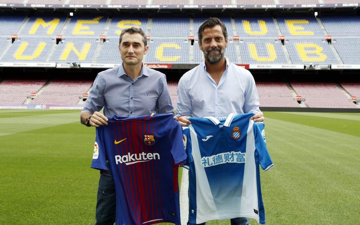 Trobada entre Valverde i Quique Sánchez Flores abans del derbi