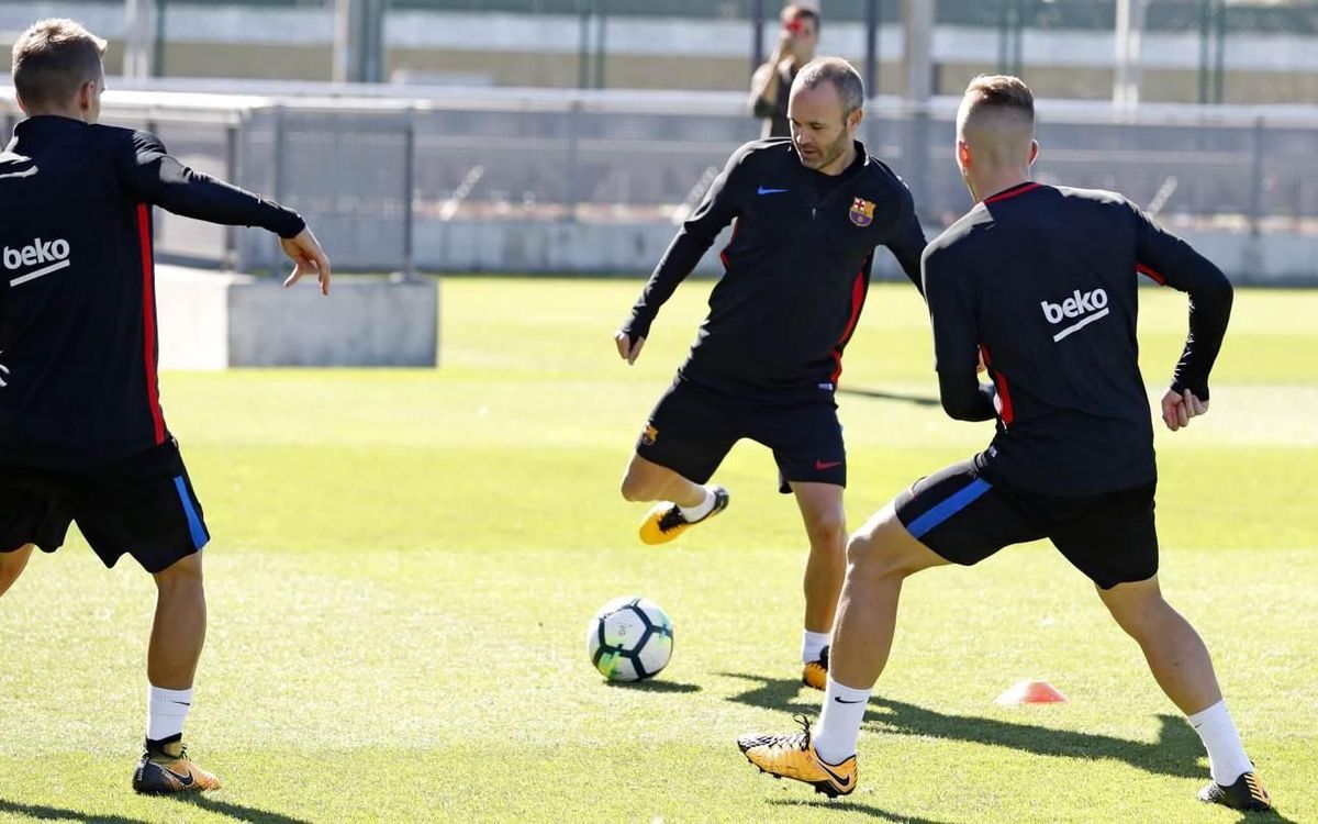 Entrenamiento de recuperación pensando en el partido contra el Eibar