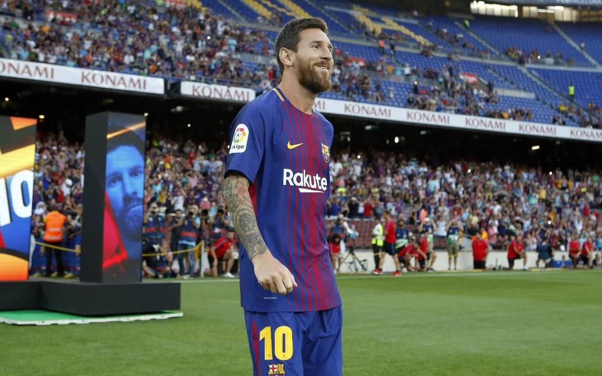 Camp Nou witnesses Barça squad presentation