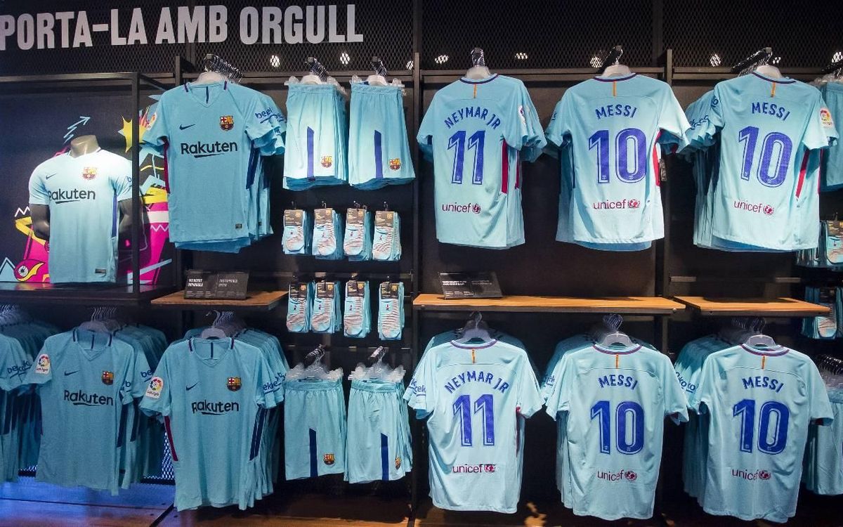 La segona equipació del FC Barcelona, a la venda