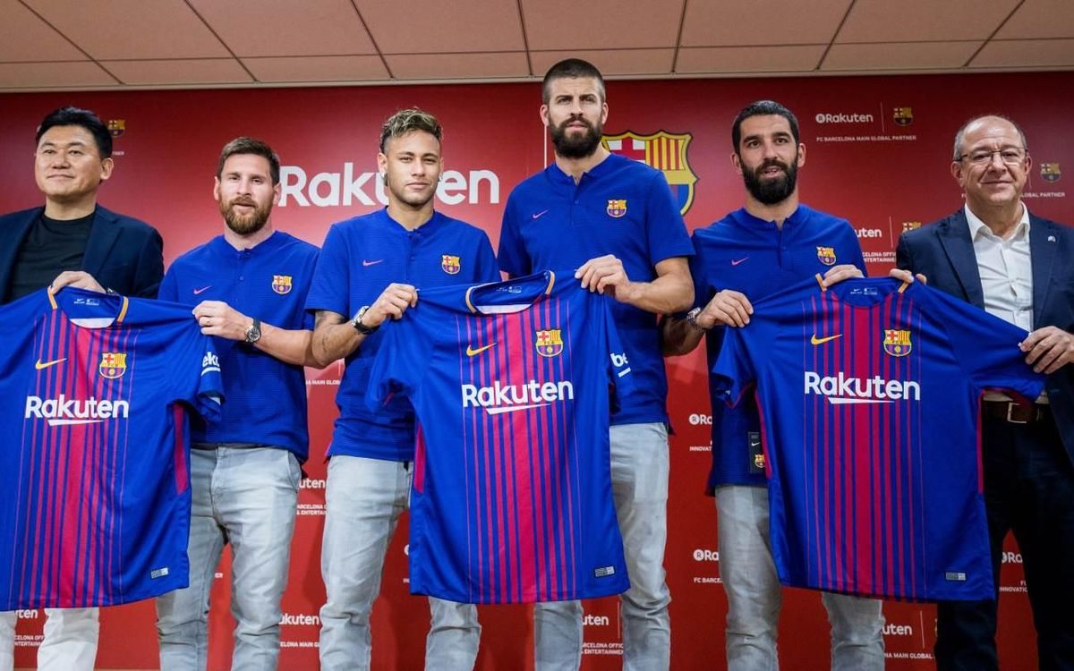 El FC Barcelona presenta Rakuten en Japón