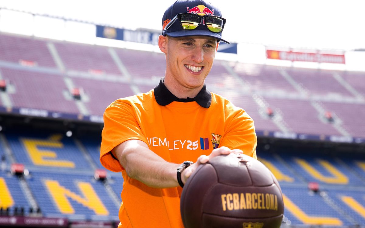 El test azulgrana de los hermanos Espargaró en el Camp Nou