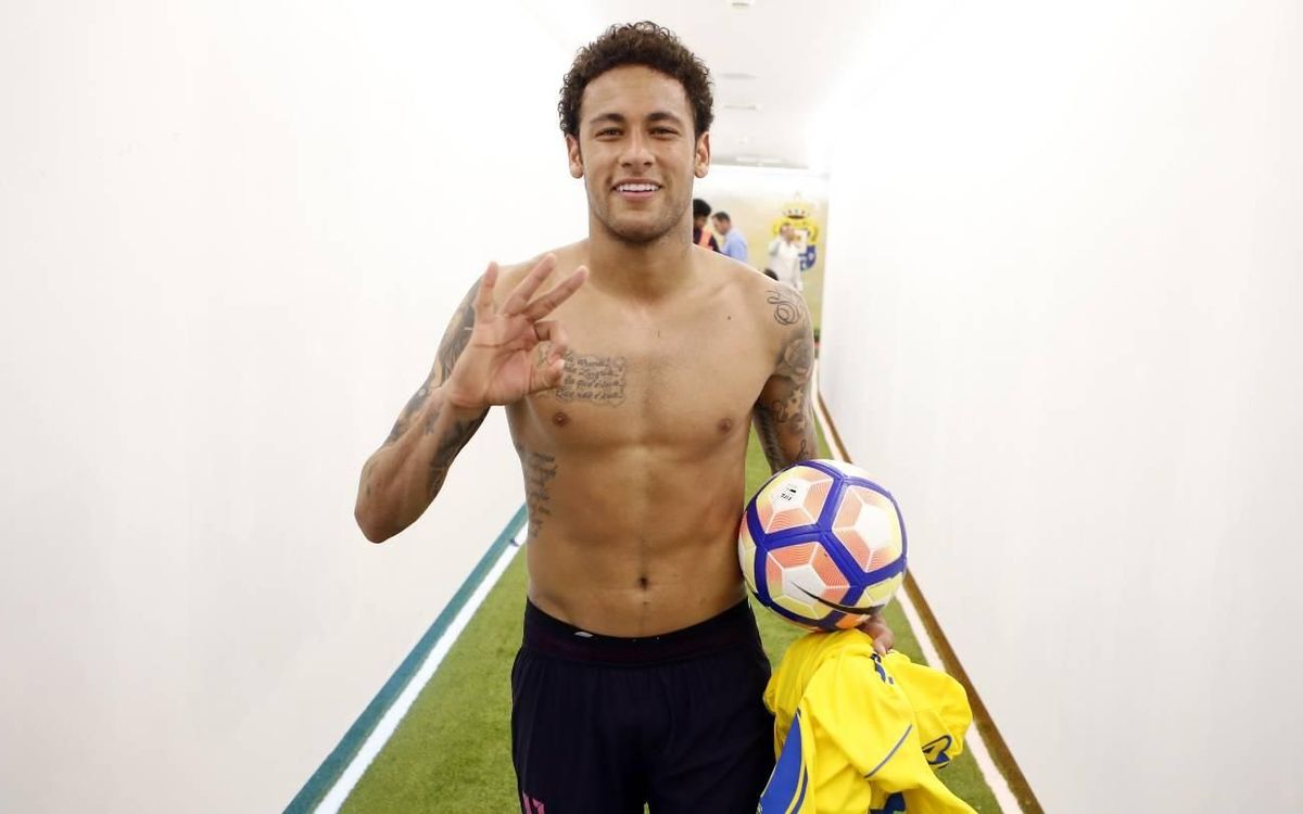 Primer hat-trick de Neymar Jr a domicilio