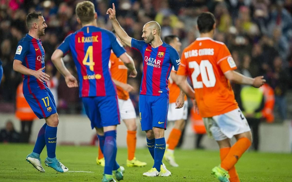 Primer gol de Javier Mascherano amb el FC Barcelona