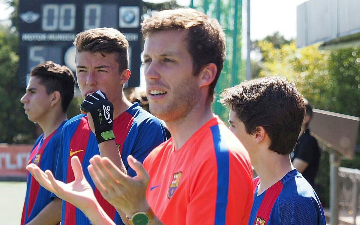 Relevo en el banquillo del Barça de hockey hierba tras lograr la permanencia