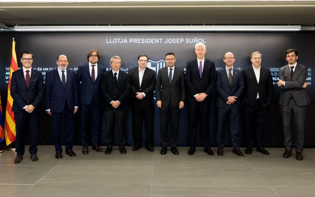 La Penya Diplomàcia Blaugrana visita el Camp Nou