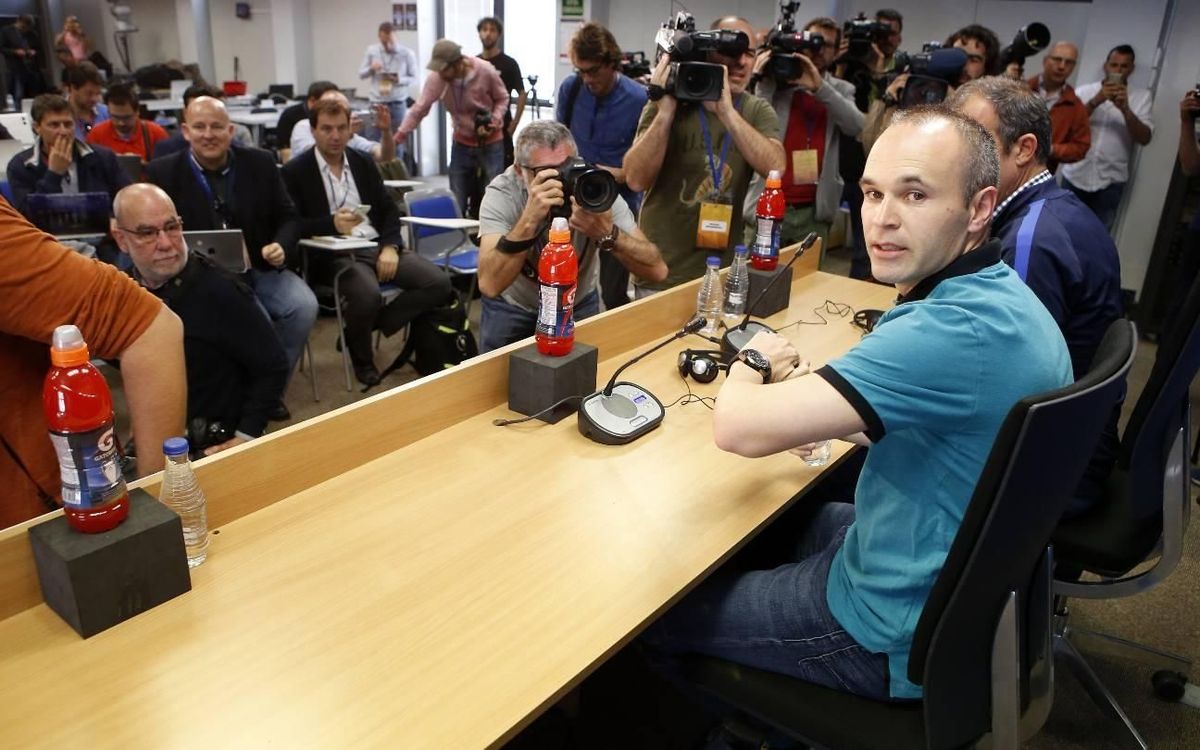 Andrés Iniesta: “Tenim potencial, arguments i jugadors per capgirar l'eliminatòria”