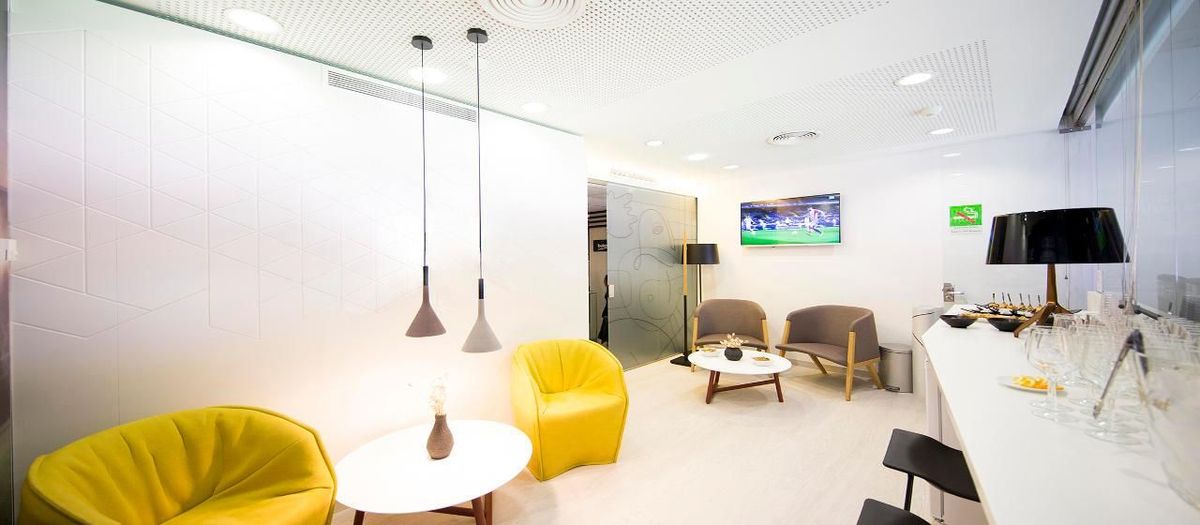 Book your season ticket for all games in the season from €4,900