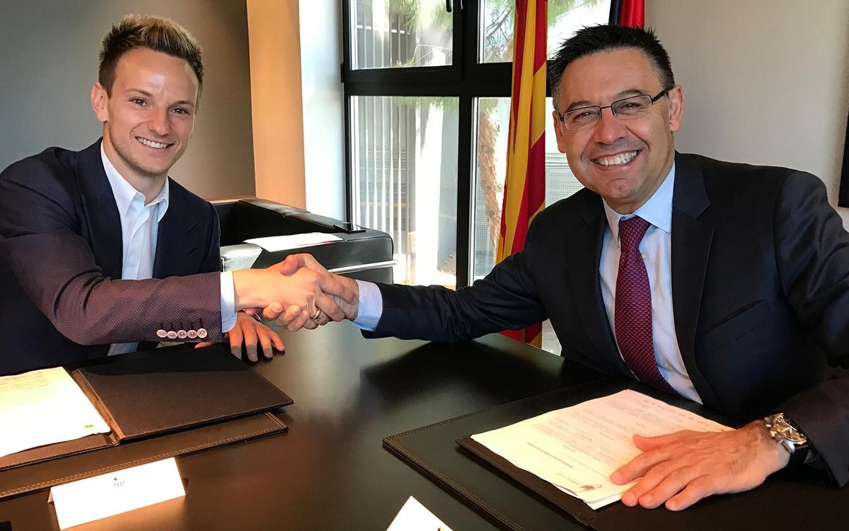 Rakitic firma la renovación: 
