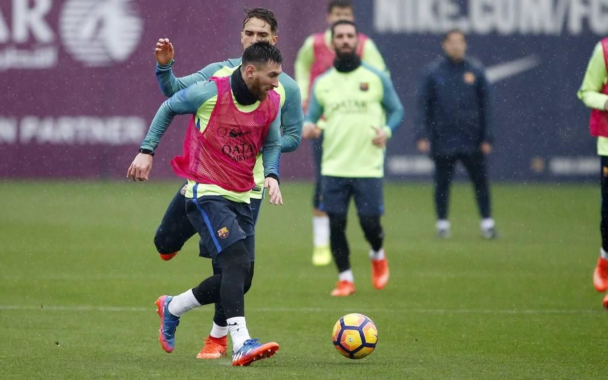 Sesión bajo la lluvia pensando en el Calderón