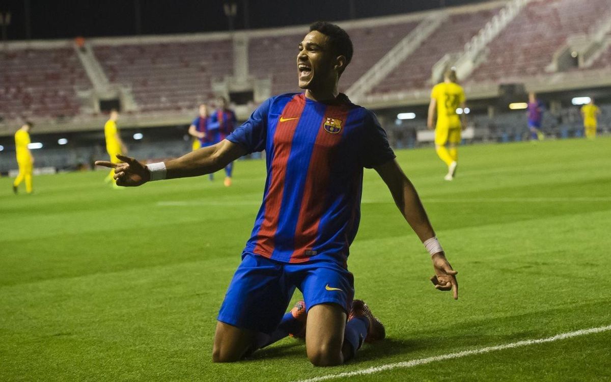 Jordi Mboula scores wonder goal against Borussia Dortmund in UEFA Youth League