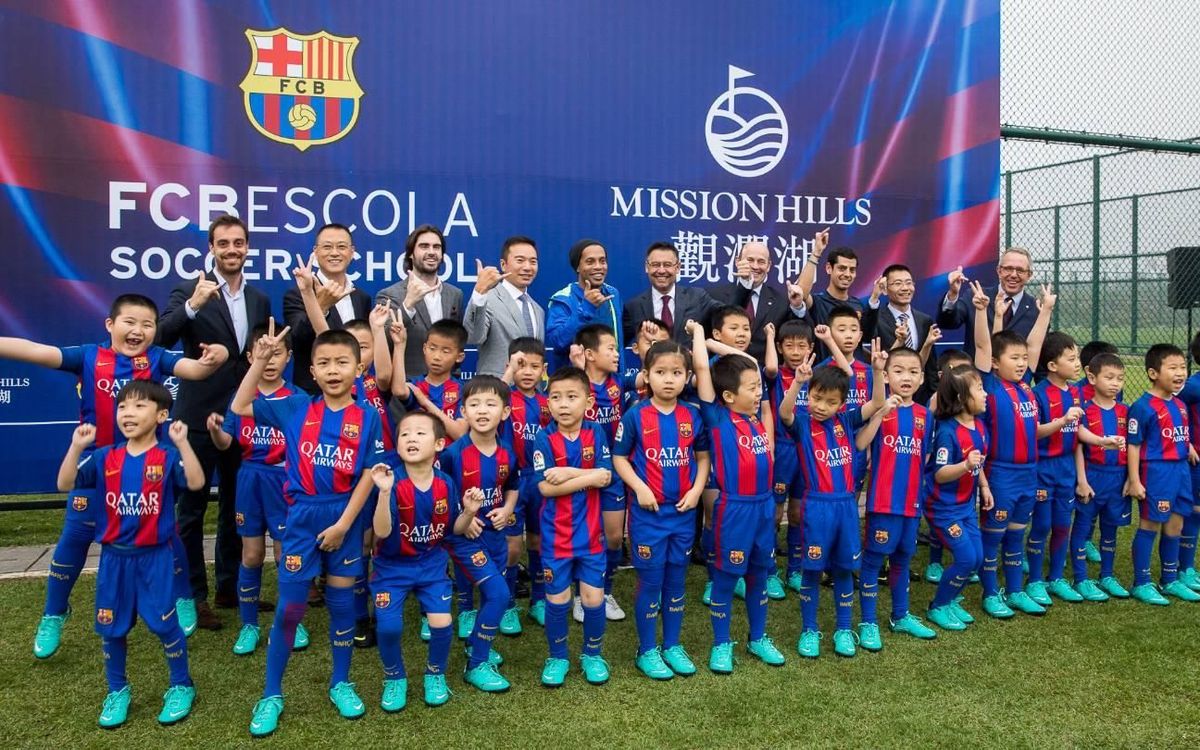 El FC Barcelona comença la visita institucional a la Xina envoltat d'una gran expectativa mediàtica