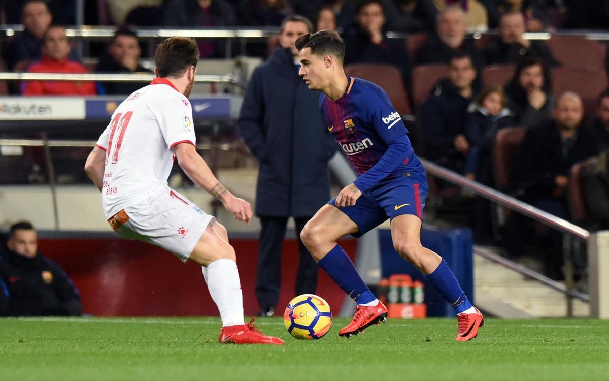 First league game against Alavés at Camp Nou