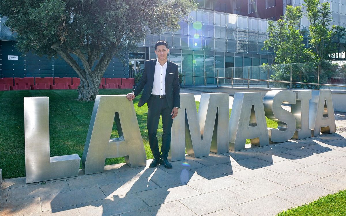 Kike Saverio renueva hasta el 2020