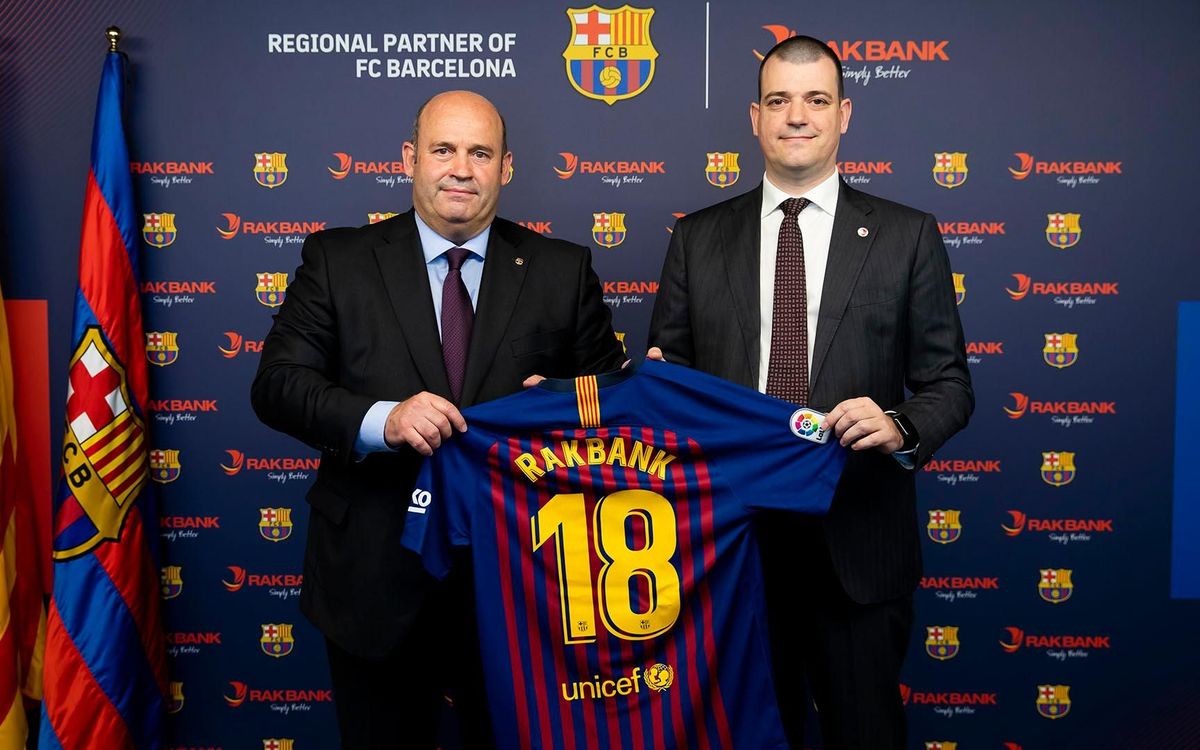 Rakbank, nuevo patrocinador regional del FC Barcelona