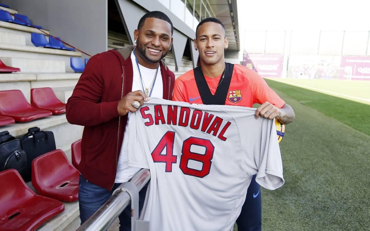 El jugador de béisbol Pablo Sandoval visita Barcelona